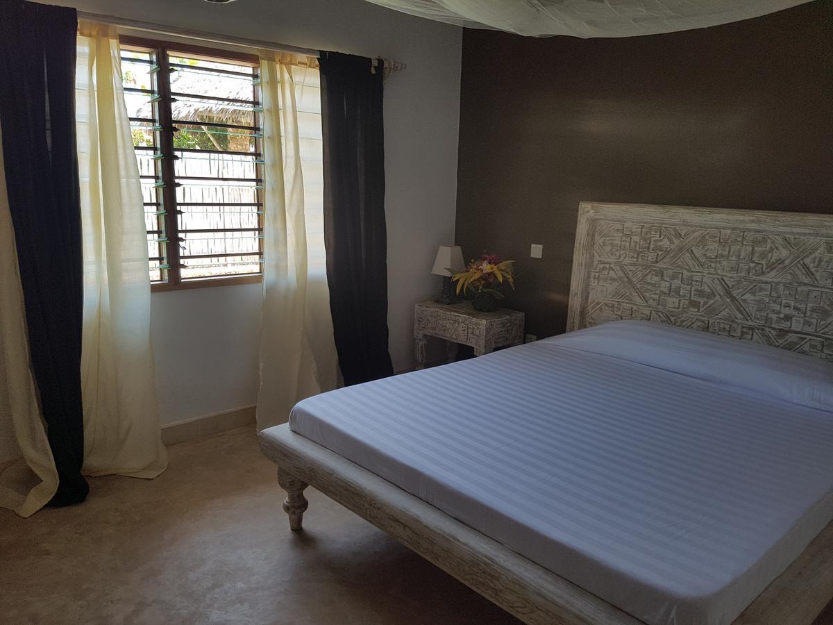 Bed and Breakfast Nyumba Ya Afrika à Watamu Extérieur photo