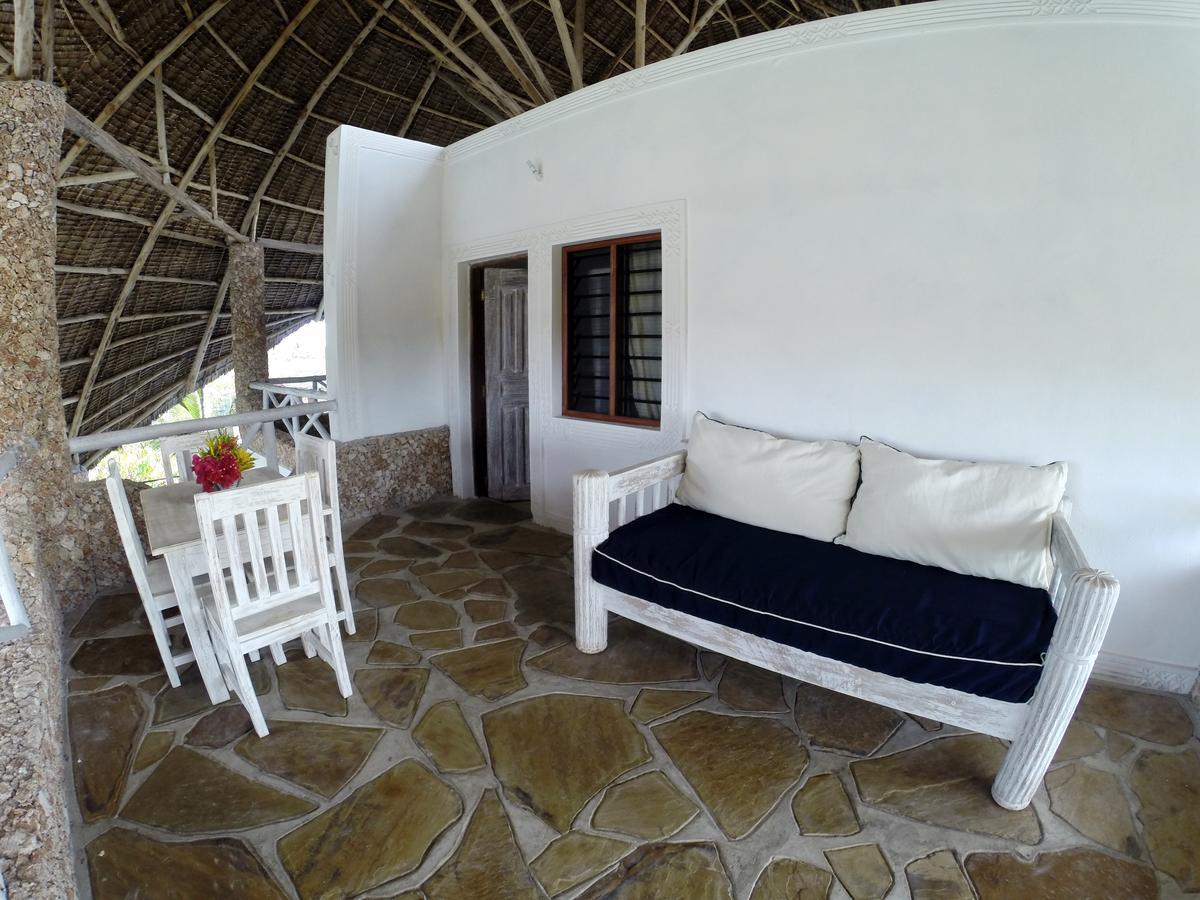 Bed and Breakfast Nyumba Ya Afrika à Watamu Extérieur photo