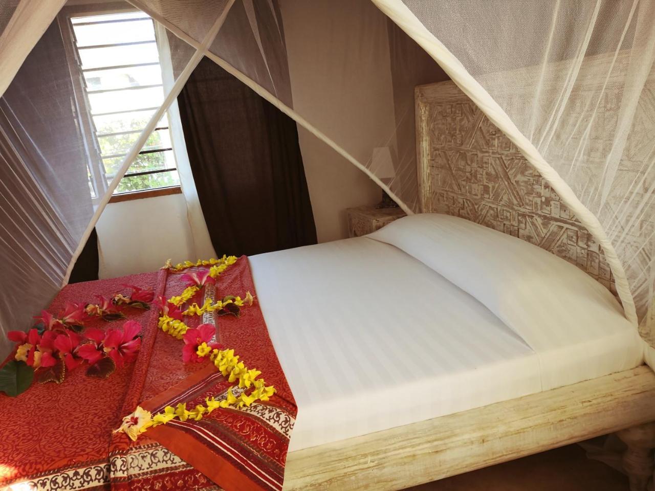 Bed and Breakfast Nyumba Ya Afrika à Watamu Extérieur photo